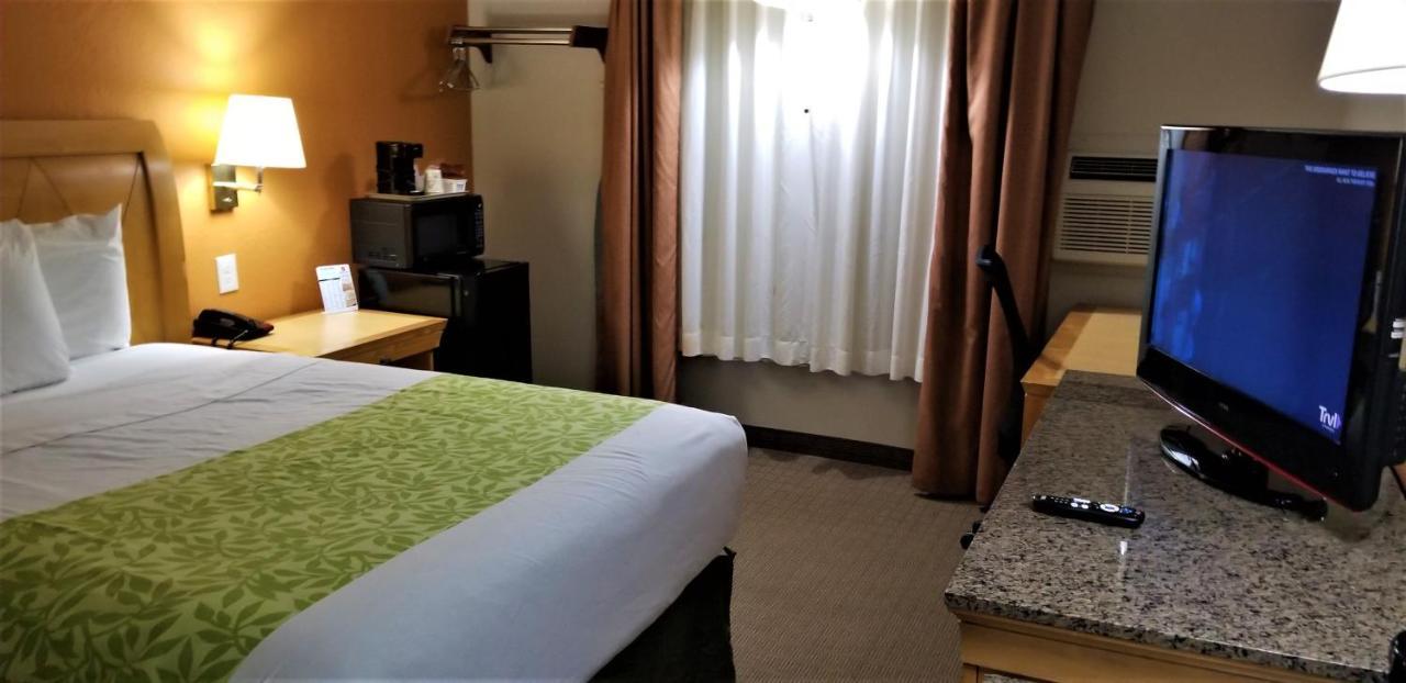 Lyons Inn Екстериор снимка